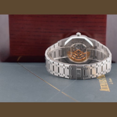 15202ST Blue Like new