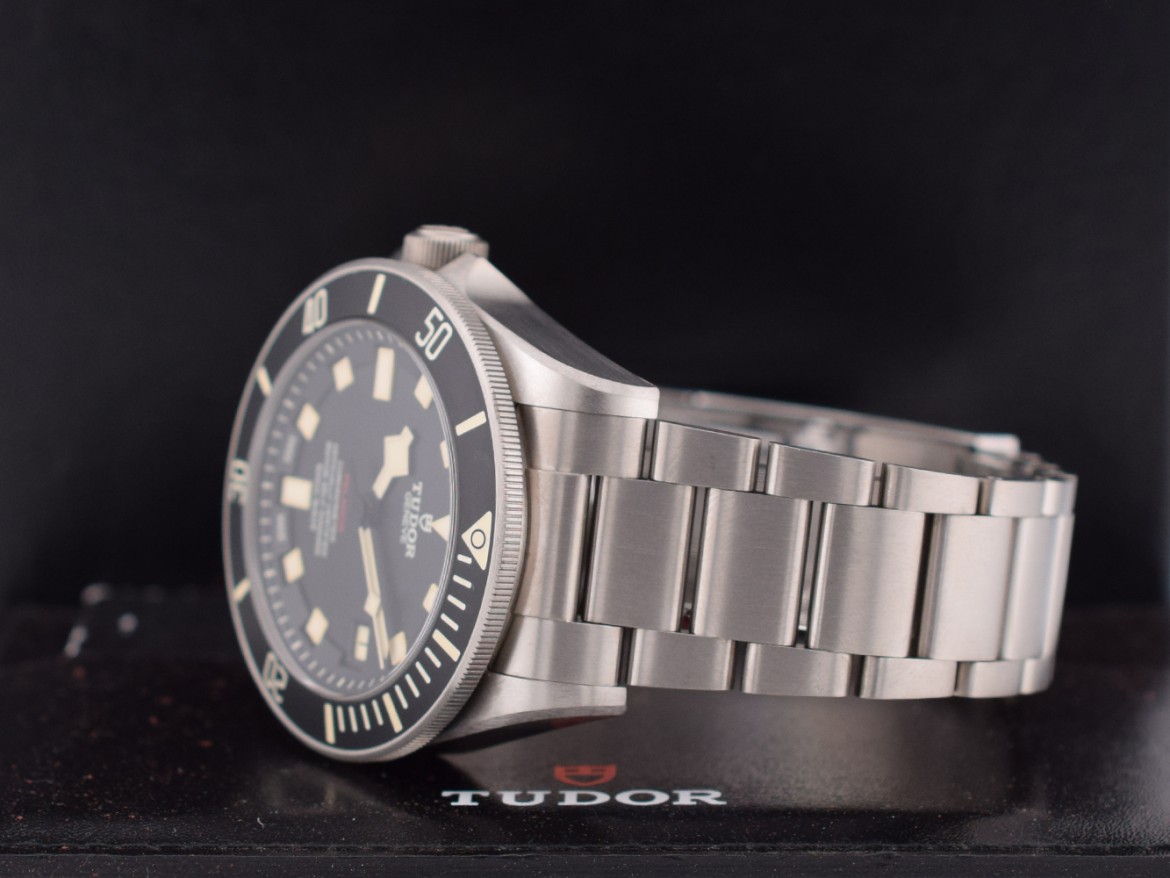 25610TNL LHD Titanium Black Dial 42mm Full Set