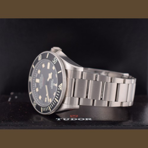 25610TNL LHD Titanium Black Dial 42mm Full Set