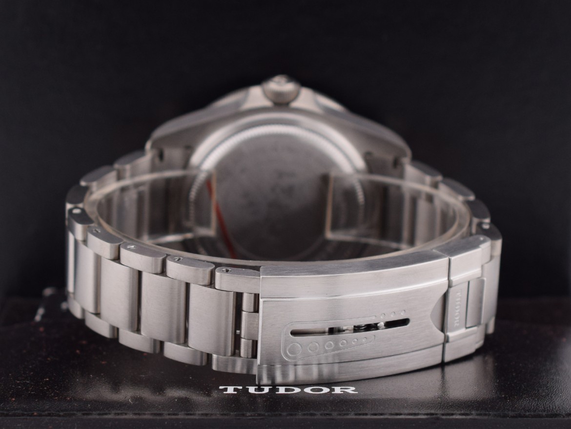 25610TNL LHD Titanium Black Dial 42mm Full Set