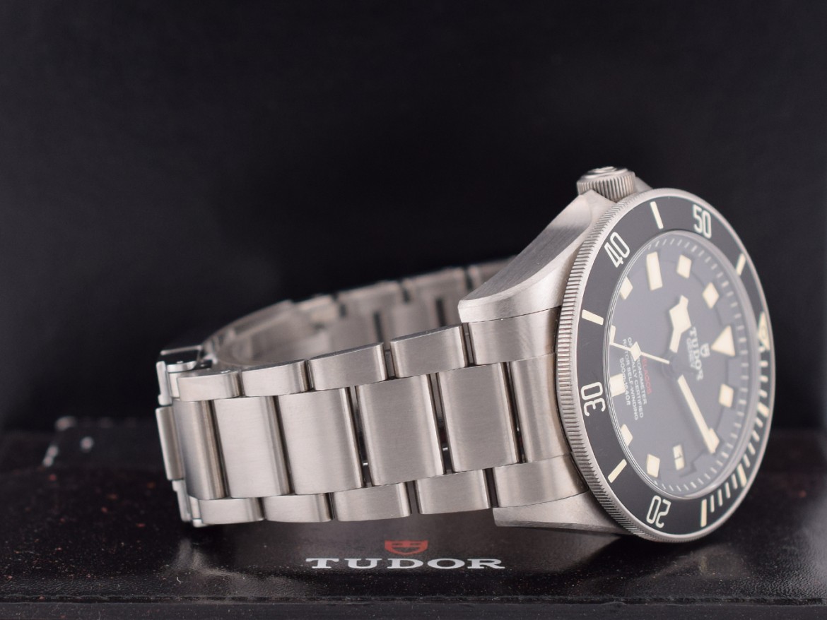 25610TNL LHD Titanium Black Dial 42mm Full Set