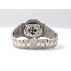 3800 Like new - Service Patek