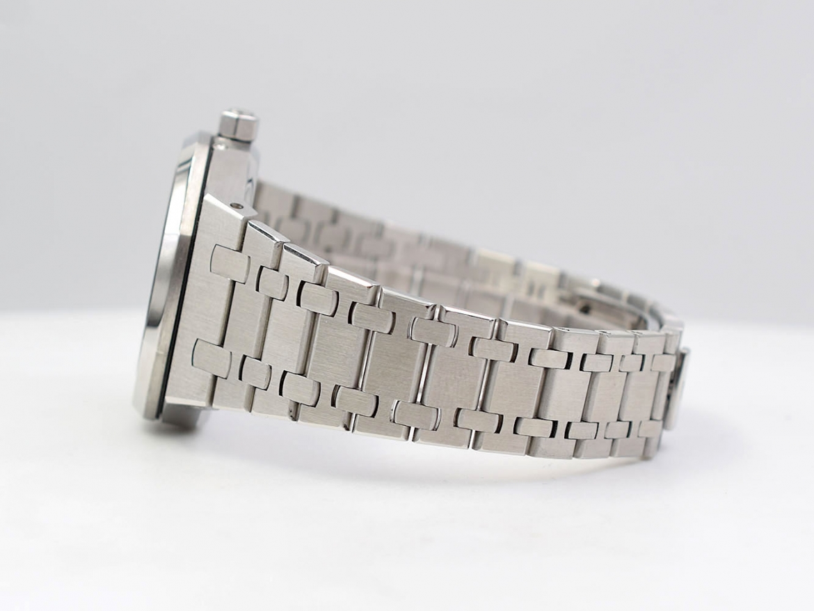 25920ST Annual Calendar - Like new 1999