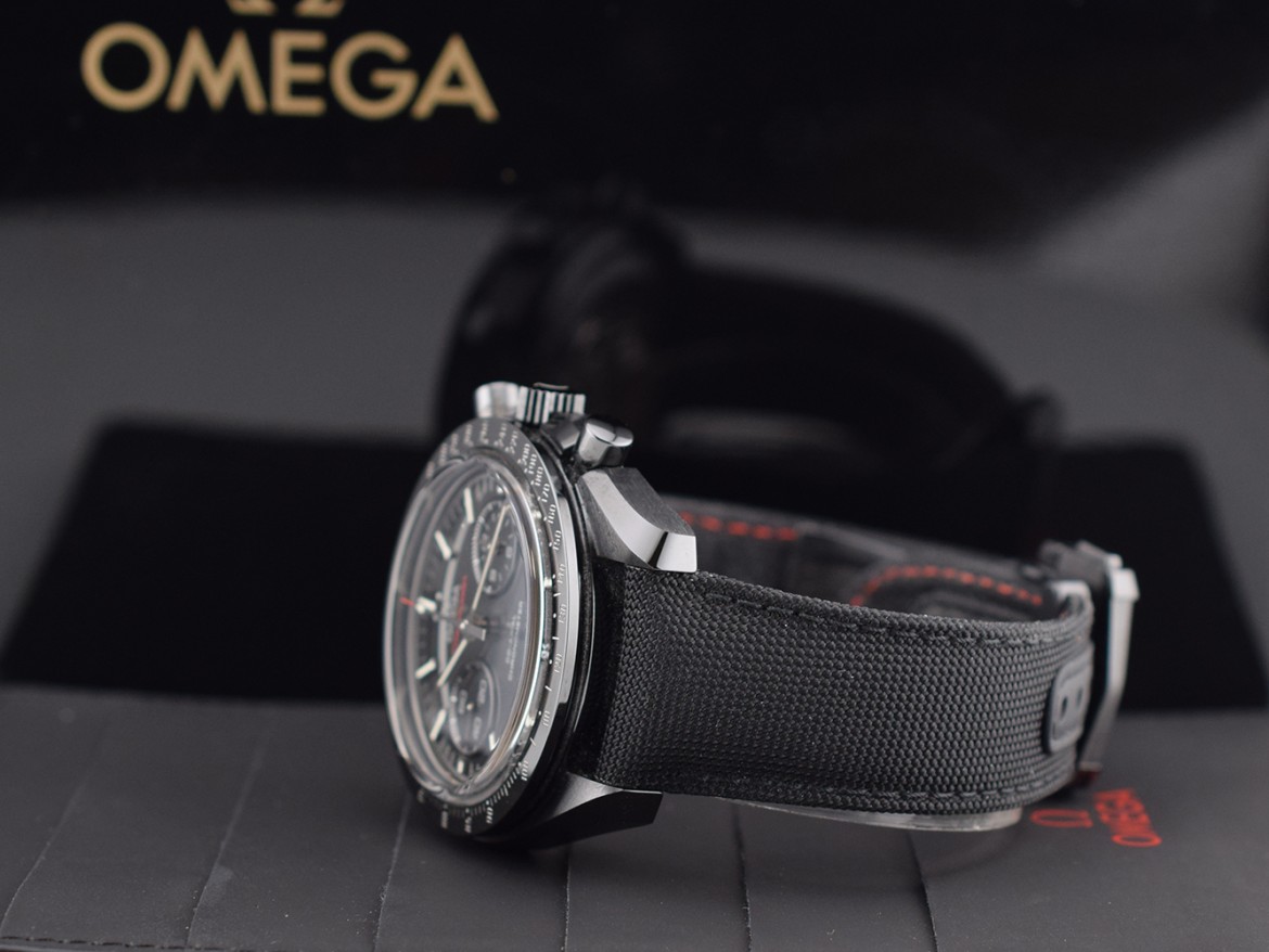 Professional Moonwatch Dark Side of the Moon