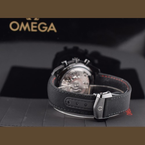 Professional Moonwatch Dark Side of the Moon