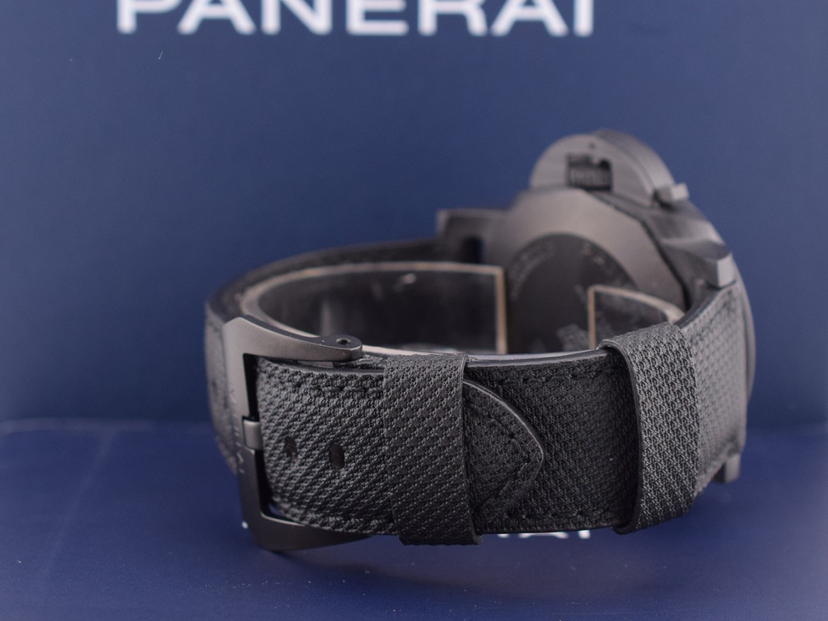 Chrono Carbotech Chronograph 44mm. PAM01219