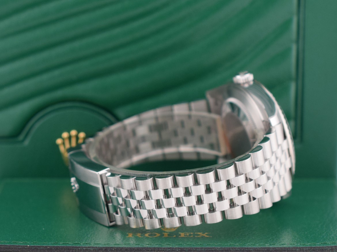 41mm Motif Blue Dial New