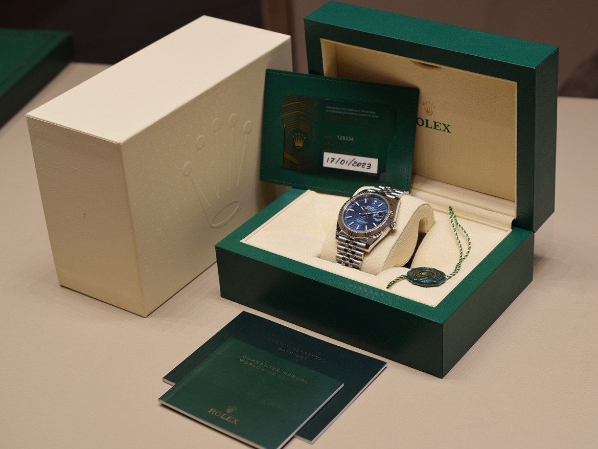 41mm Motif Blue Dial New