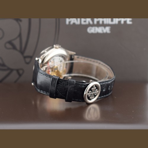 5396G-011 Annual Calendar Like new 2022 - Full Set