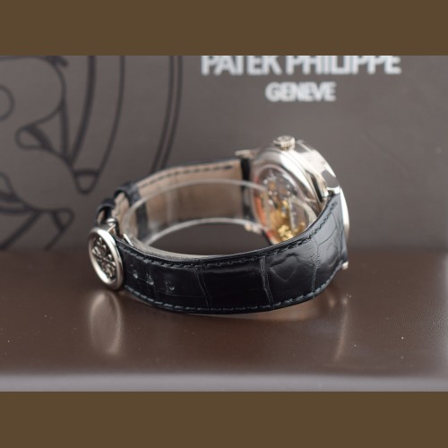 5396G-011 Annual Calendar Like new 2022 - Full Set