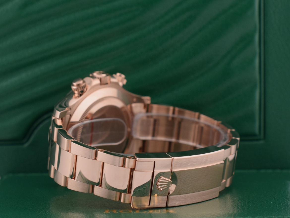 116505 Black Dial - Like new 2010 ITA