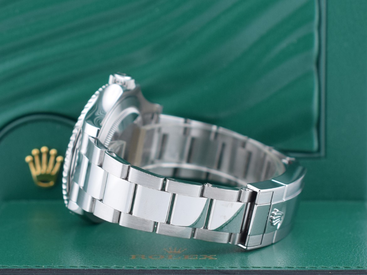 40mm Blue  - Like New - Full set 2018