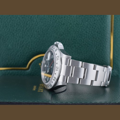 16570  SEL - LIKE NEW 2005