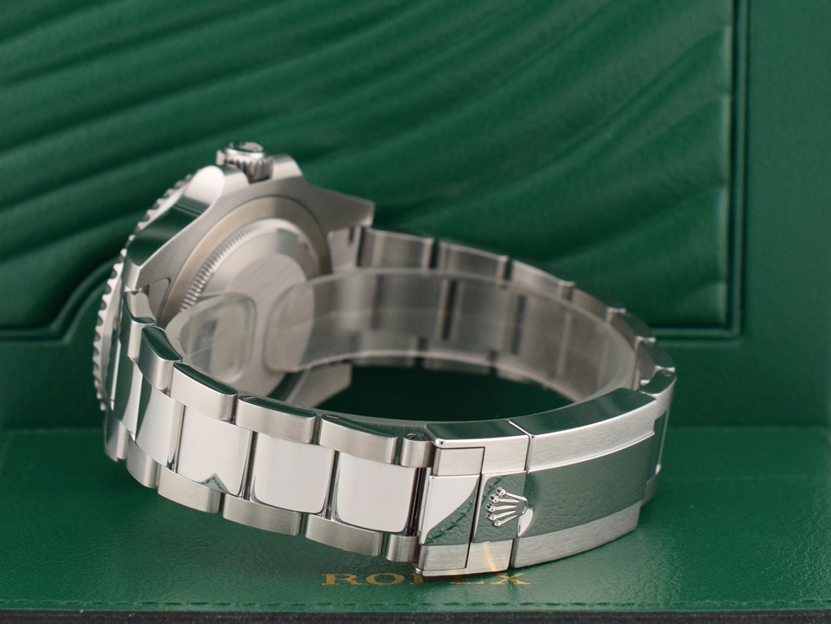 126710BLNR Oyster "Batman" - New 2023