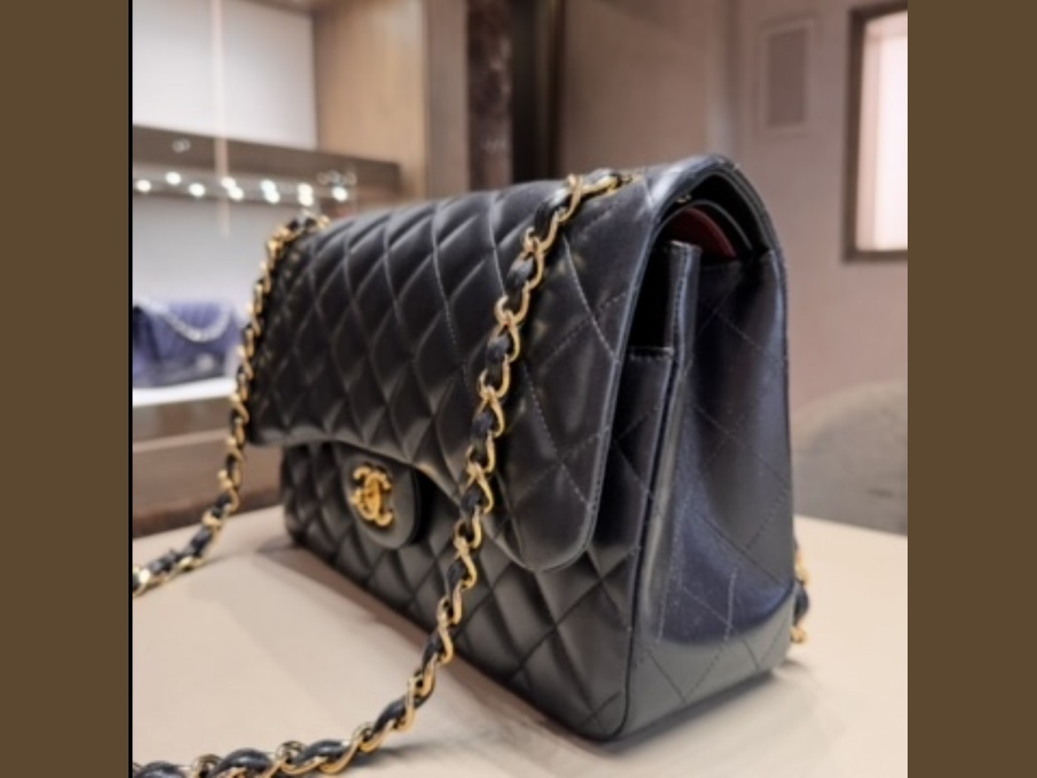 Chanel Jumbo Nero