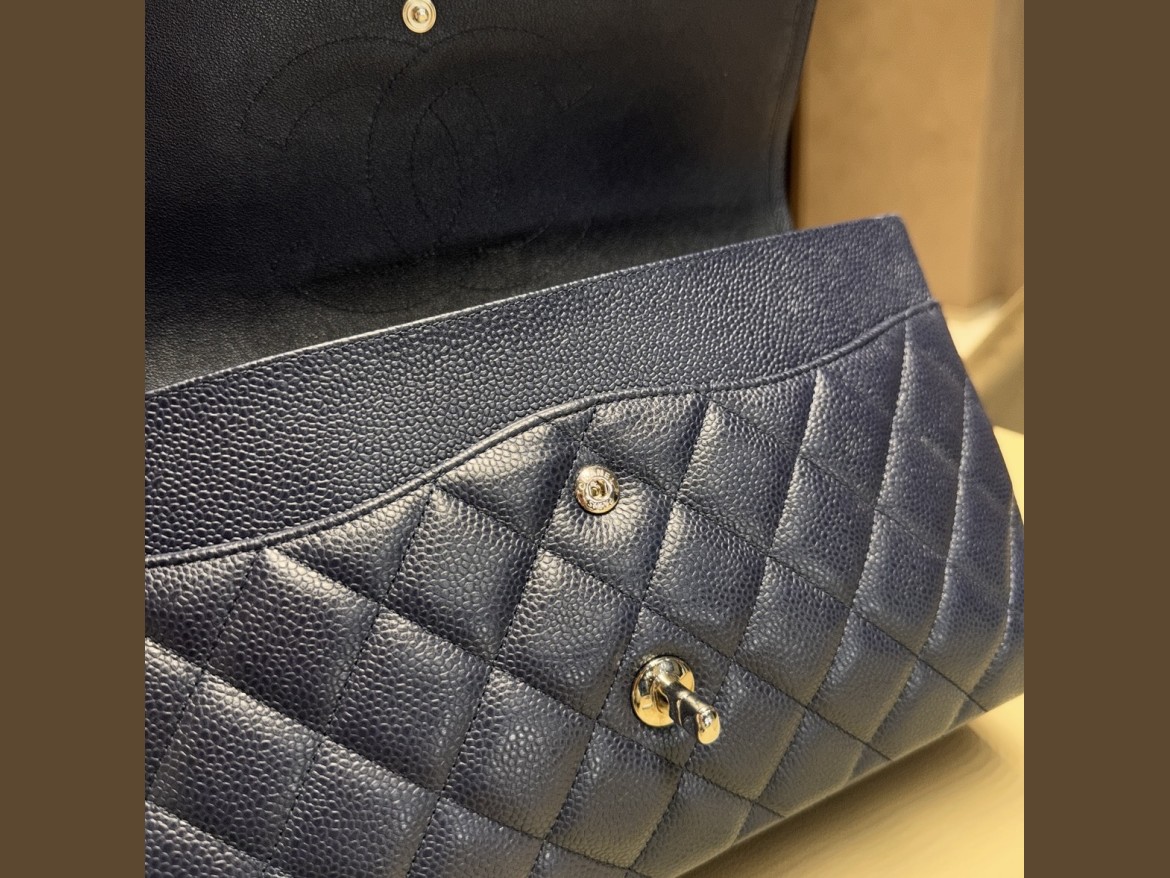 CHANEL JUMBO CLASSIC BIG