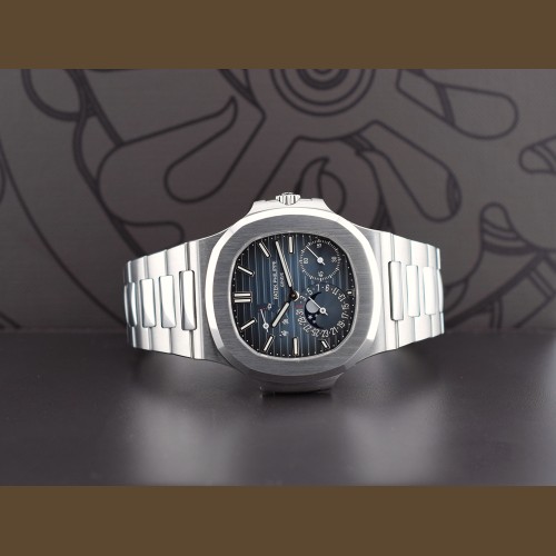 5712/1A-001 Like New Full Set. 2015