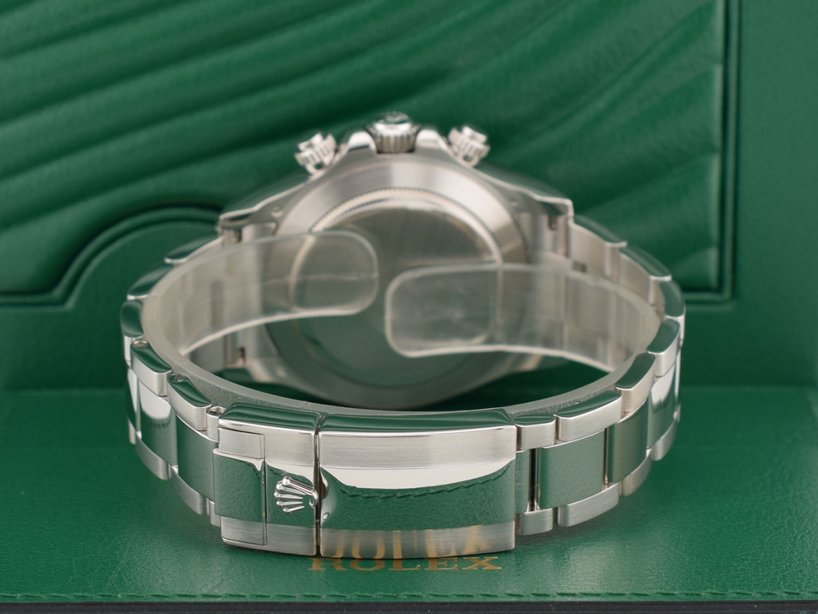 116506 Platinum - Like New 2019