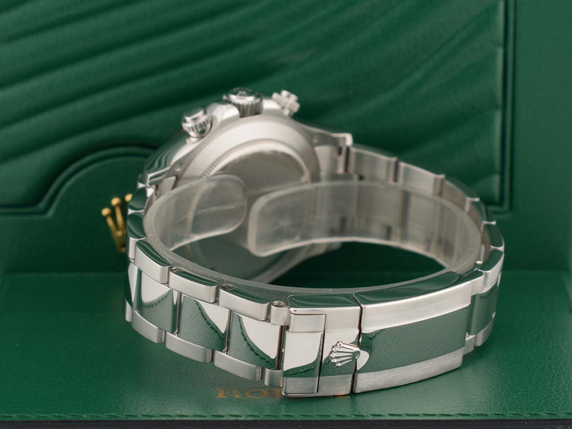 116506 Platinum - Like New 2019