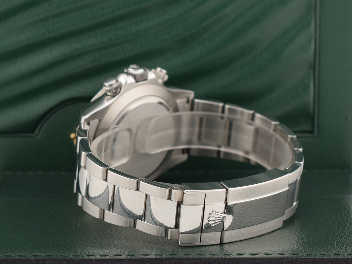 116520 Black Dial - Like New 2009