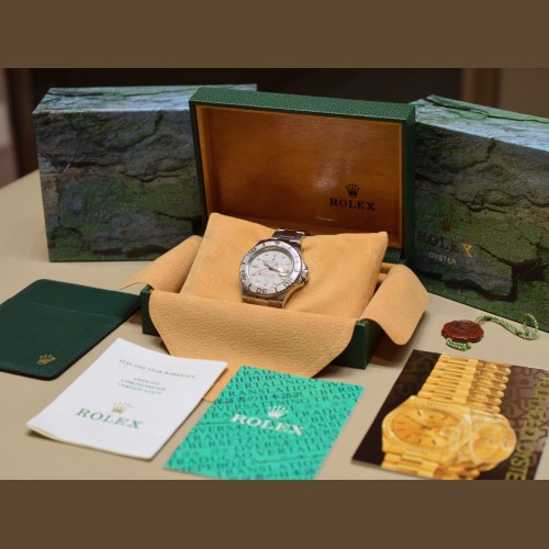 full set  like new 2000