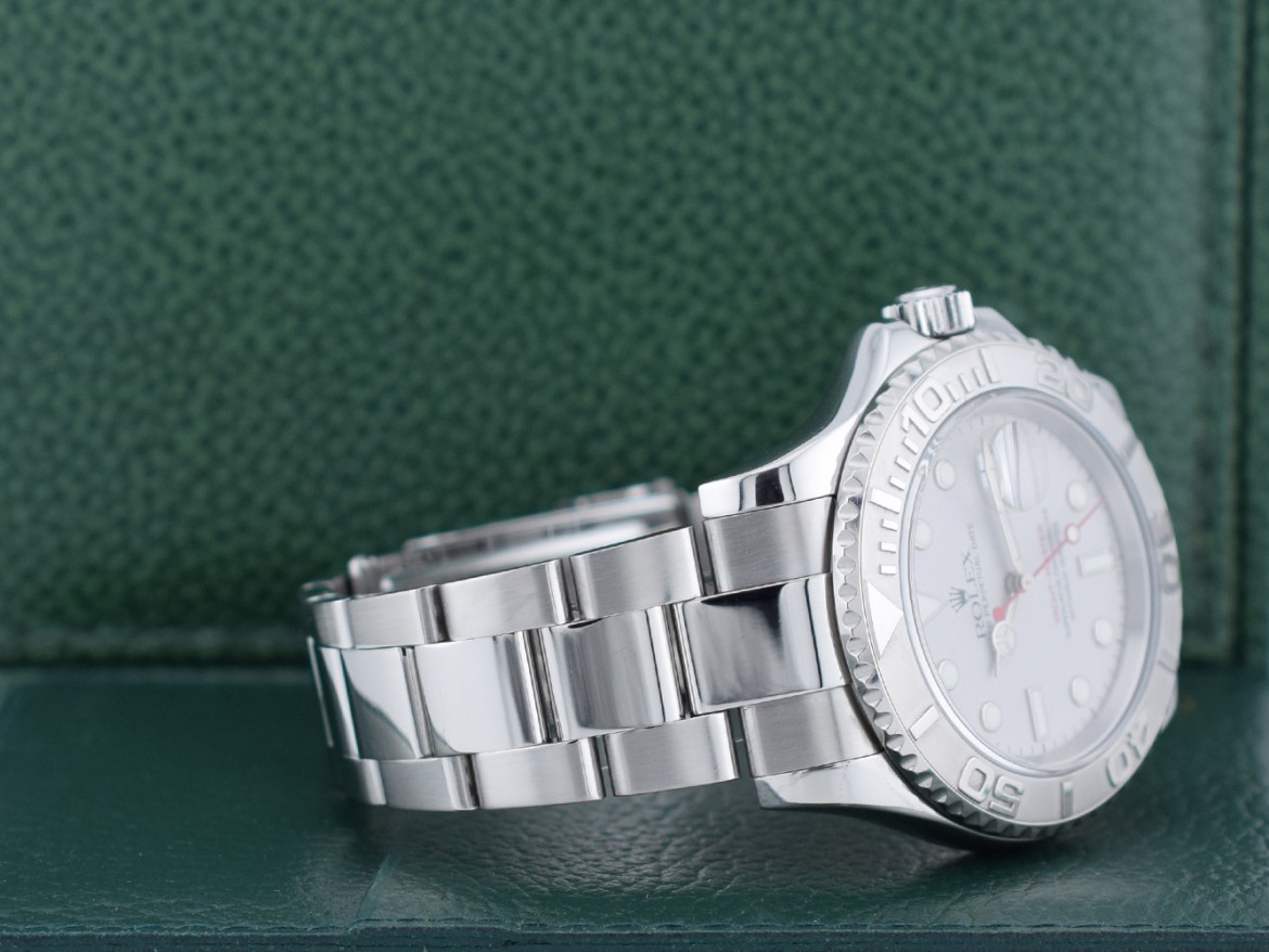 full set  like new 2000