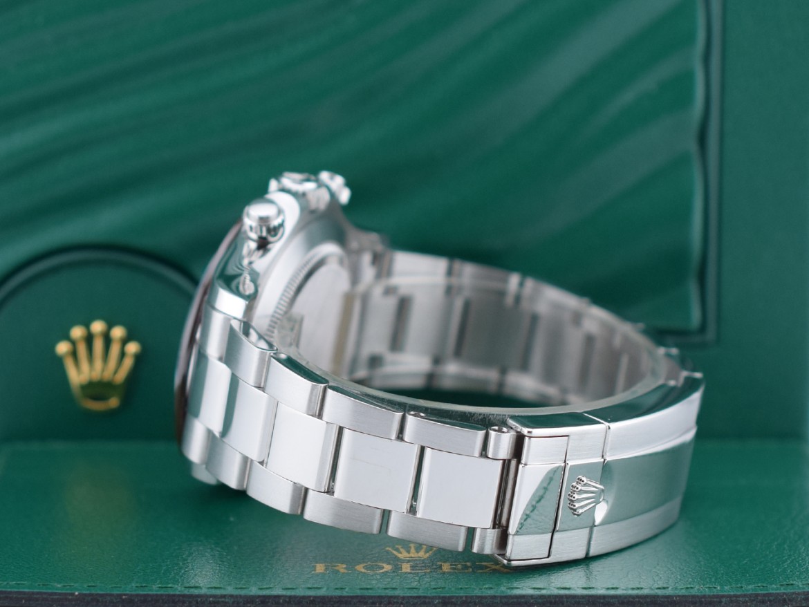 116506 Platinum - Like New 2019