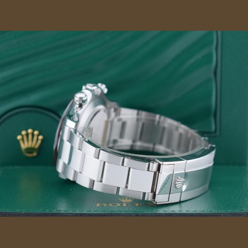 116506 Platinum - Like New 2019