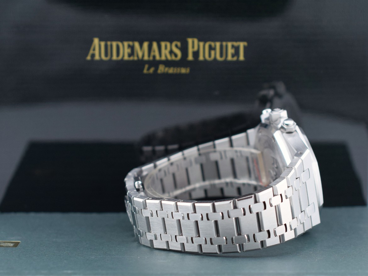 26320ST Black Chronograph 41mm Like New 2017