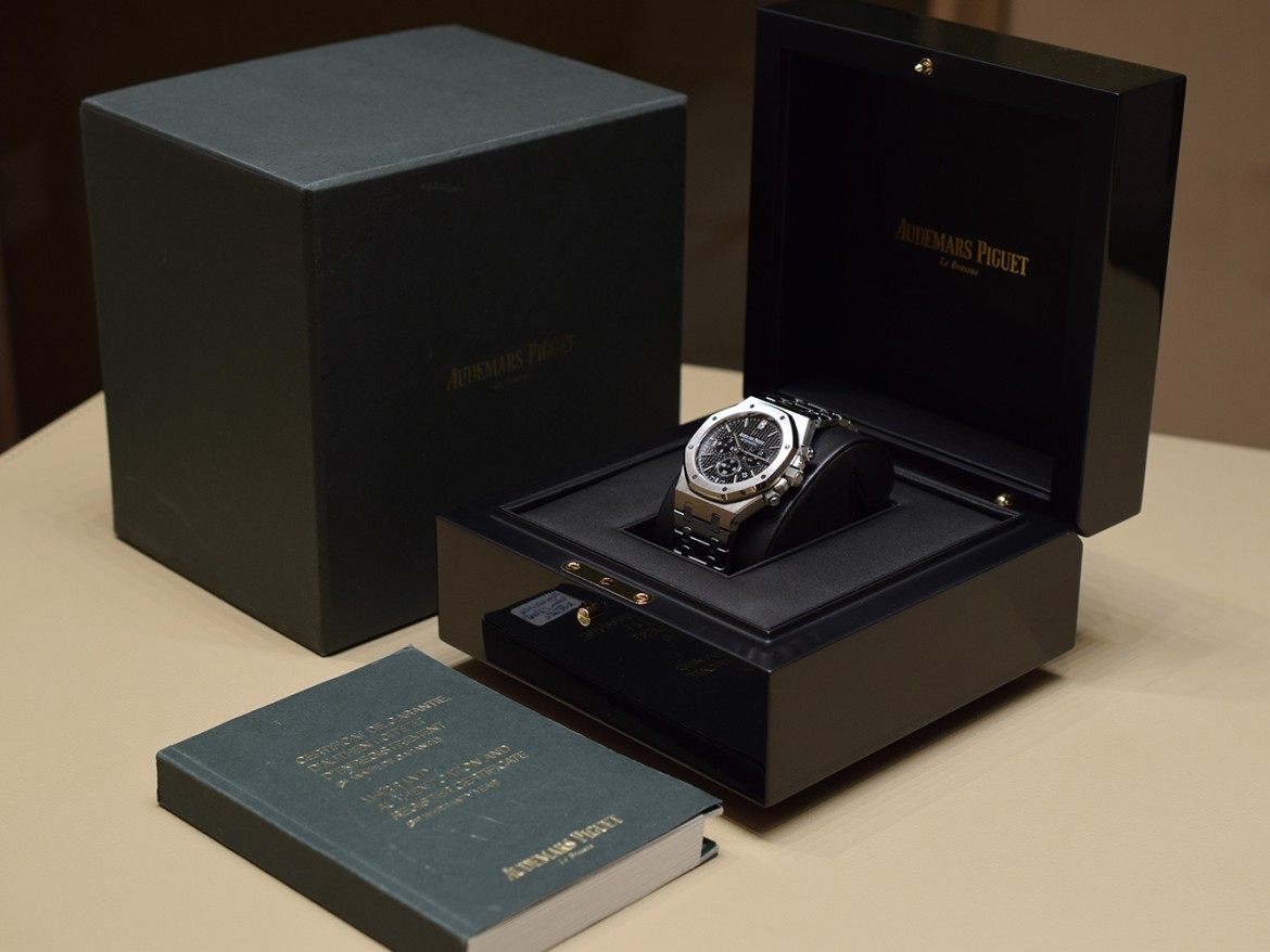 26320ST Black Chronograph 41mm Like New 2017