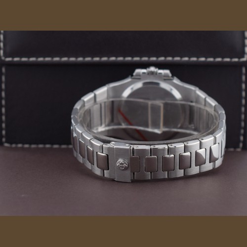 3800/1A   White dial  - very rare - service Patek