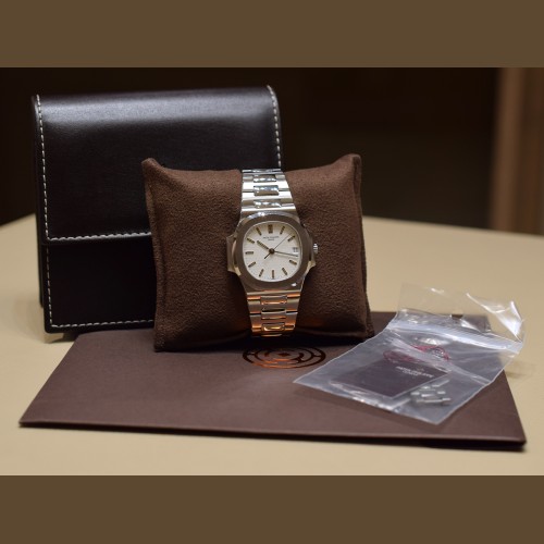 3800/1A   White dial  - very rare - service Patek