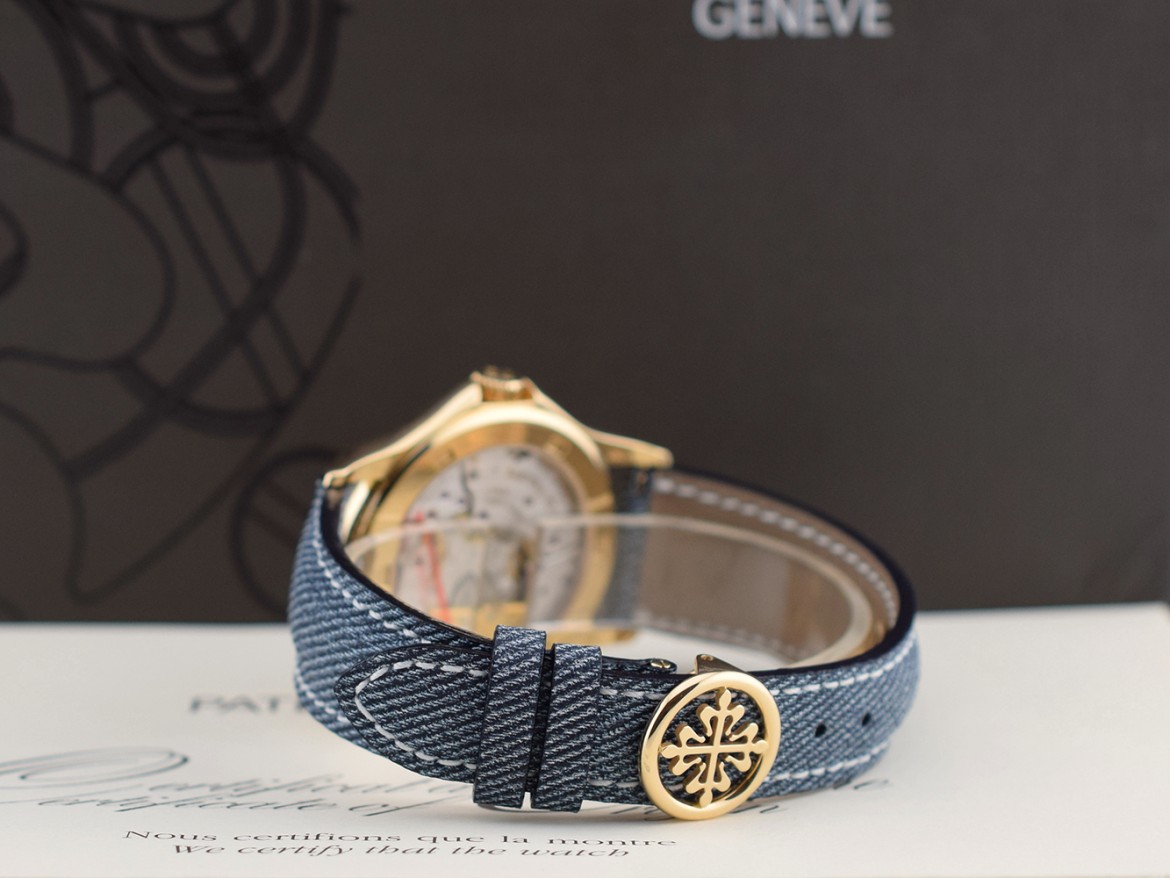 5110J-001  World Time Full Set Like New