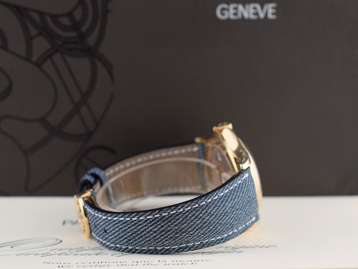 5110J-001  World Time Full Set Like New