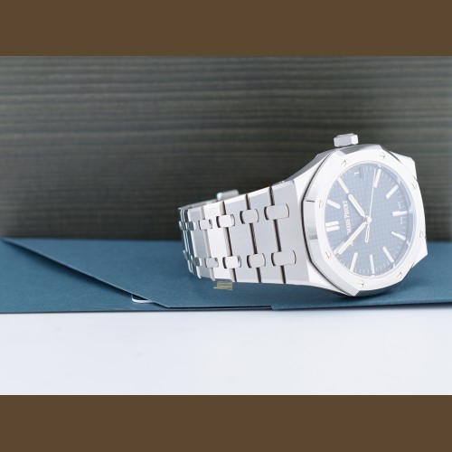 Green Dial Like New Full Set  2025