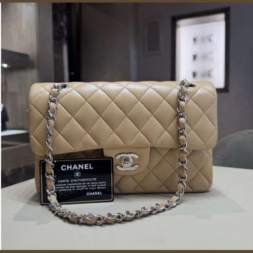 CHANEL CLASSIC SMALL