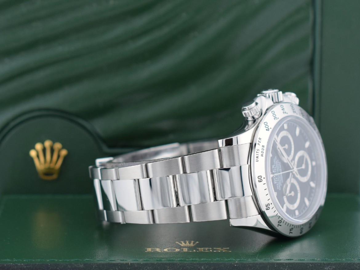 116520 - APH Chromalight  - Full Set Like New 2013