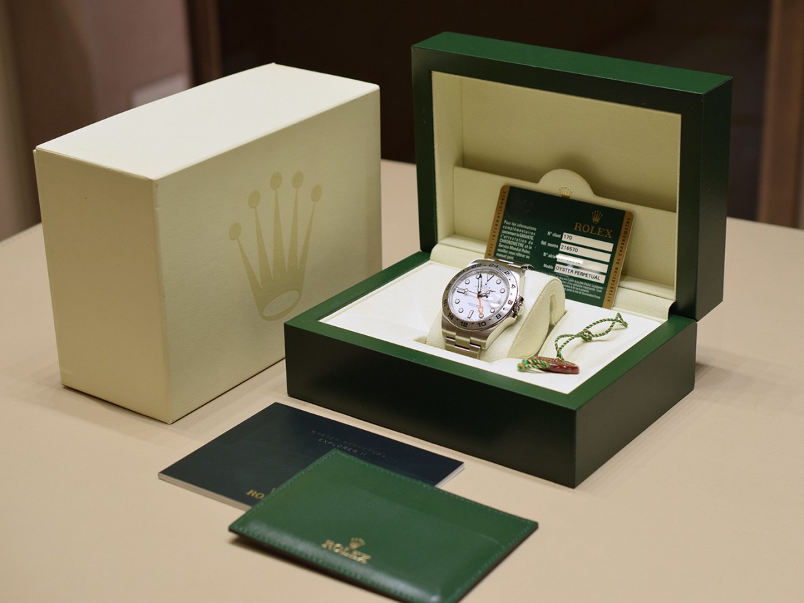 216570  White 42mm Like New Full seet 2013 ITA