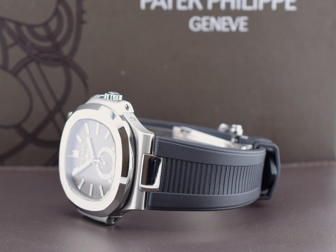 5726A-001 Like New 2010 - Full set