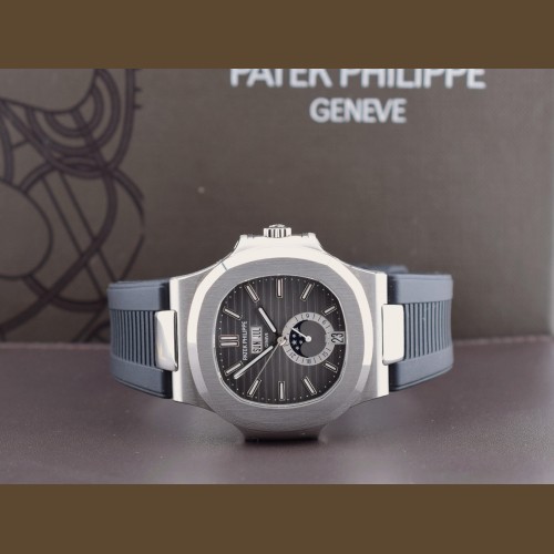 5726A-001 Like New 2010 - Full set