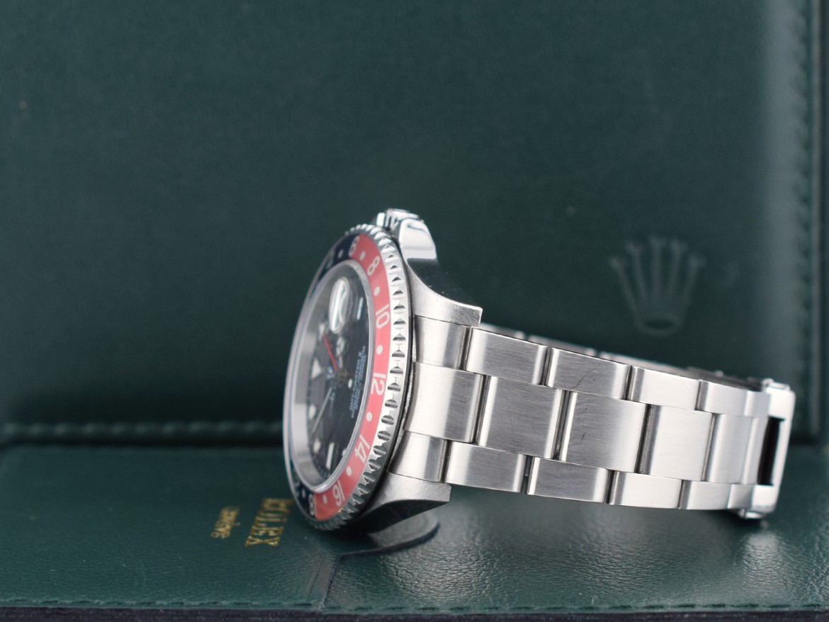 16710 SEL   full set 2004