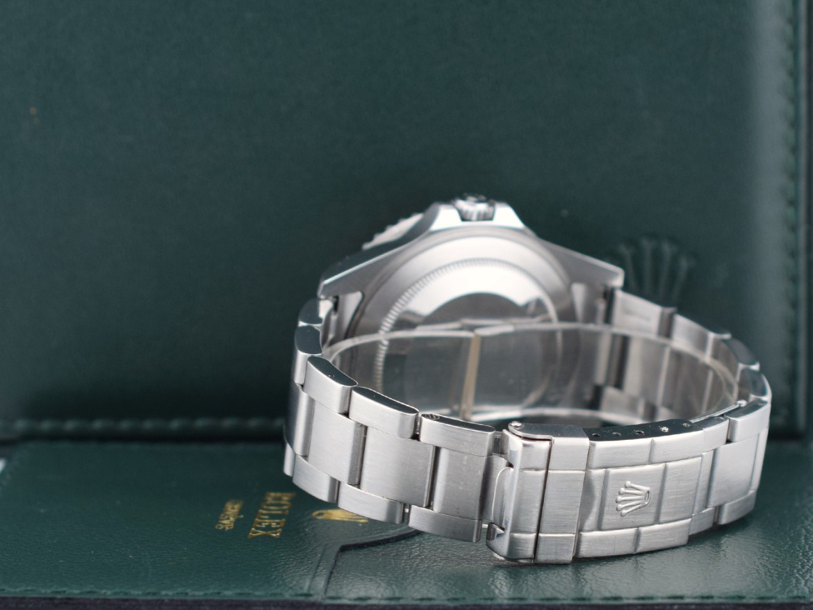 16710 SEL   full set 2004