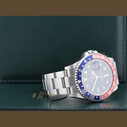 16710 SEL   full set 2004