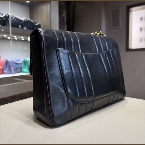 CHANEL BIG LOGO GRANDE