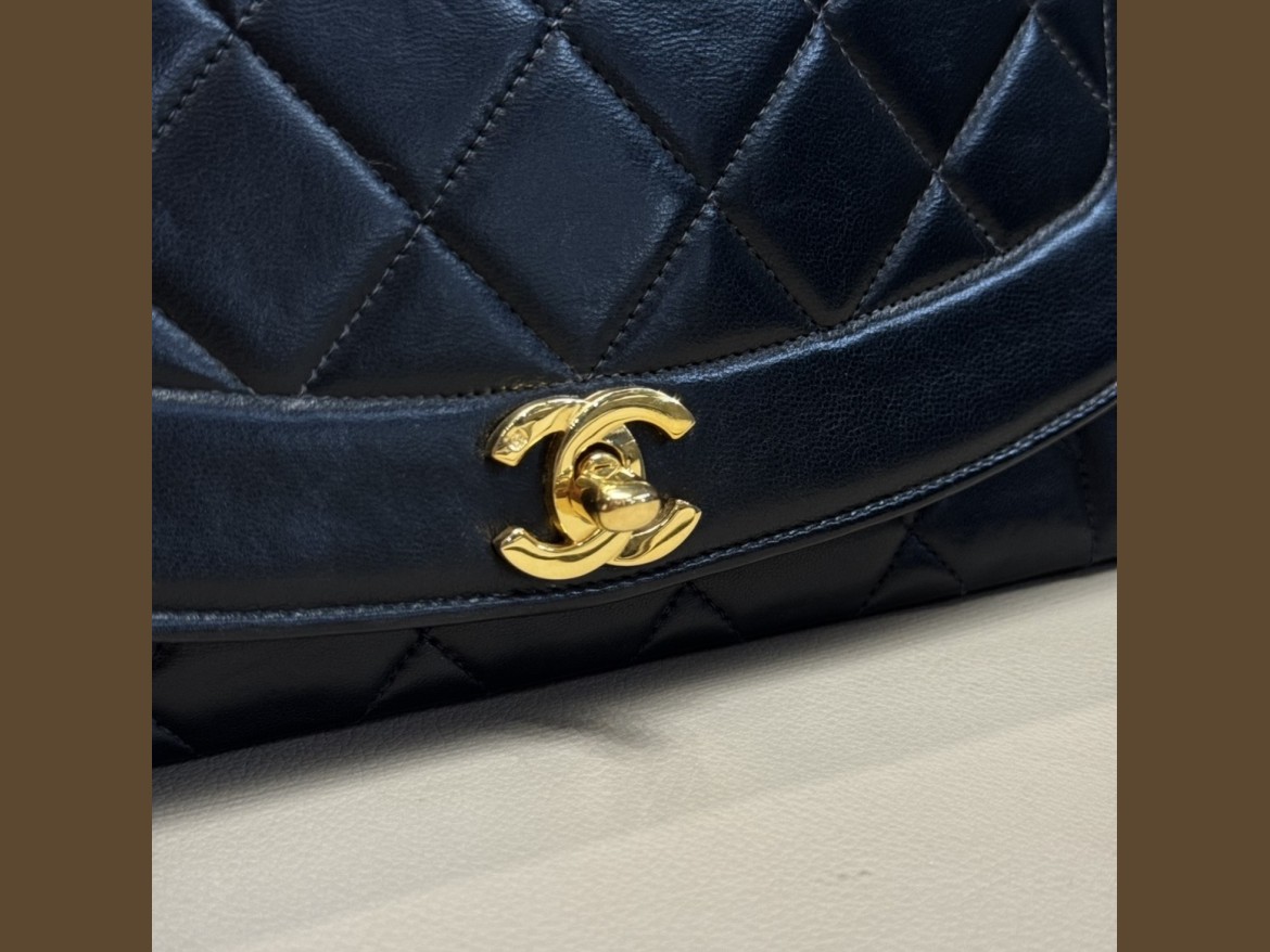 CHANEL DIANA