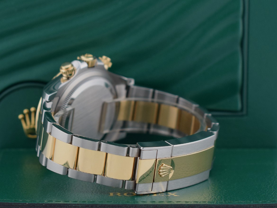 126503 Black Like New Full Set 2024