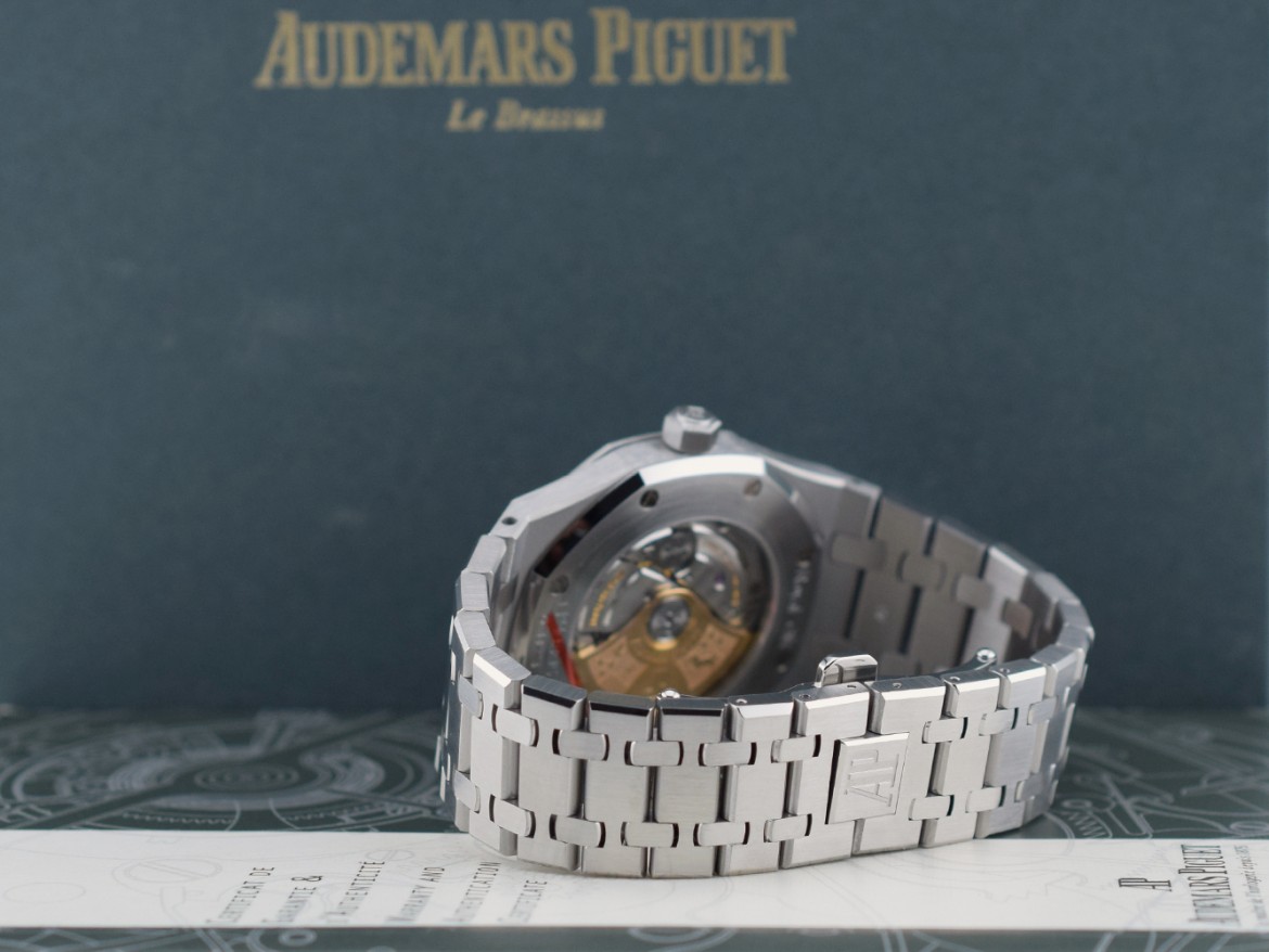 15300ST Blue & White dial - Like new 2010 39mm