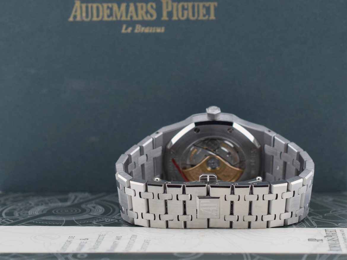 15300ST Blue & White dial - Like new 2010 39mm