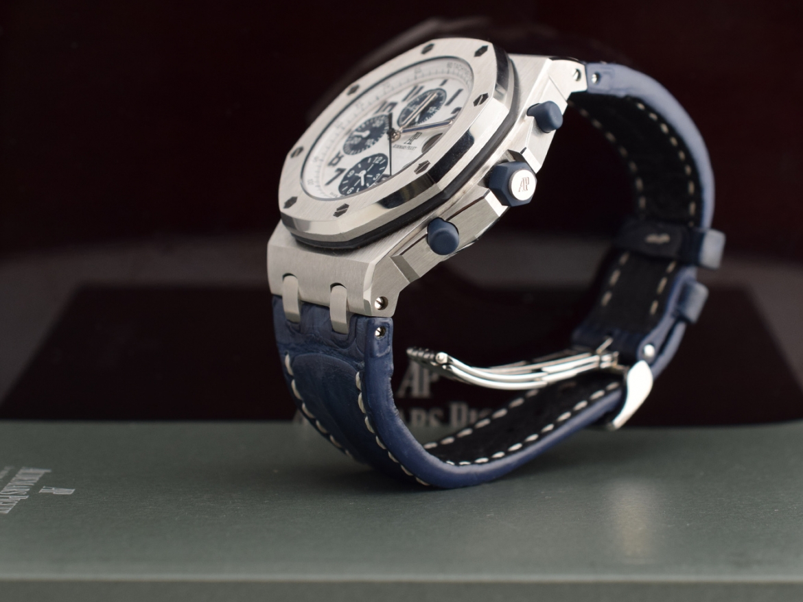 26170ST Chronograph Certified Navy - Like New 2008