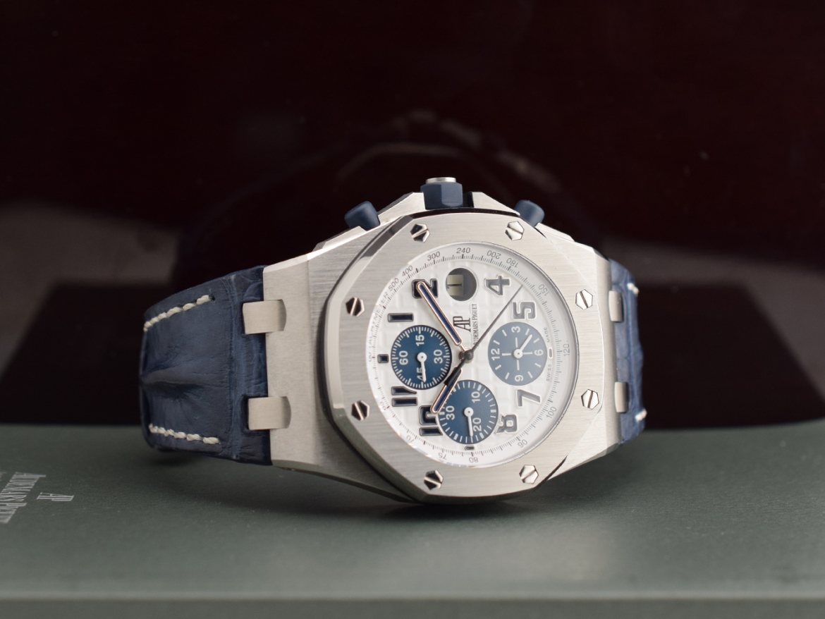 26170ST Chronograph Certified Navy - Like New 2008